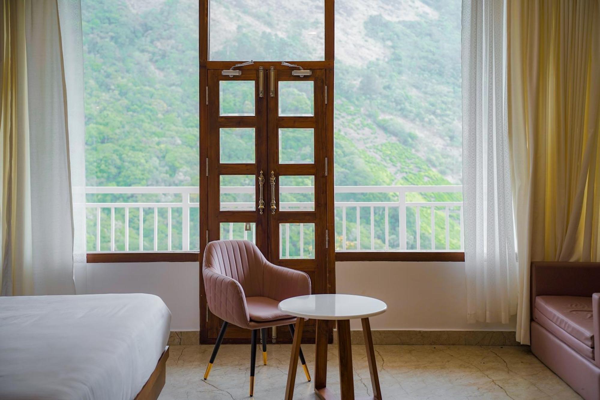 The Teatree Munnar Hotel Suryanelli Bagian luar foto
